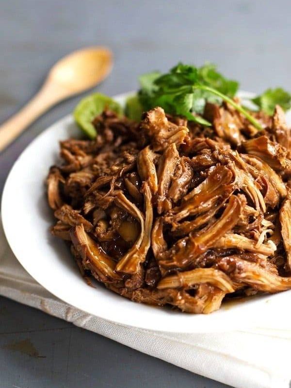 Honey Glazed Crockpot Chicken Adobo - simple pantry ingredients, hardly any hands-on time, 200 calories. | https://pure-slim.today